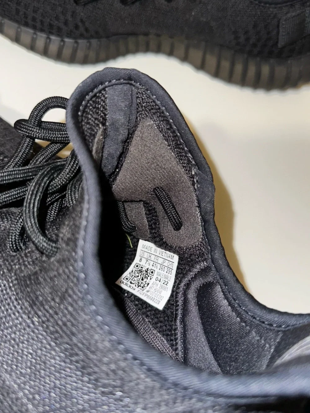 Adidas Yeezy Boost 350 V2 